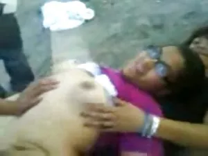 teen chaude en colla ...